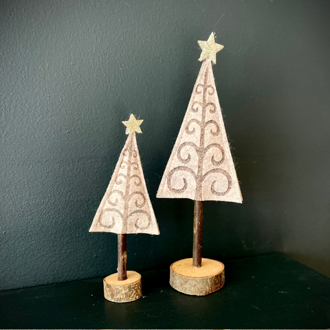 Assorted design felt tree set